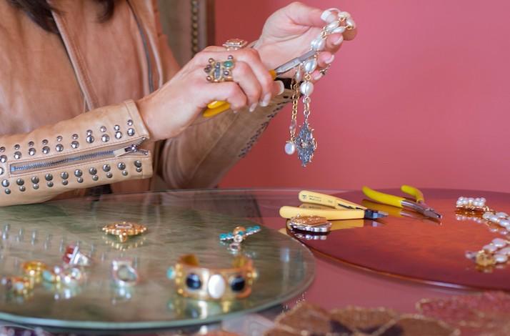 learn to make (and take home) jewelry with precious gems in a