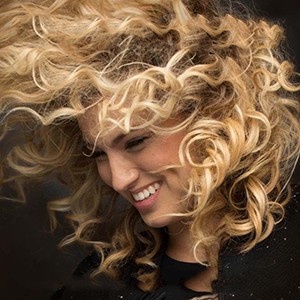 Tori Kelly